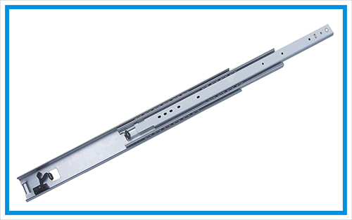 Heavy duty bayonet mounting drawer slide with plastic self-closing device